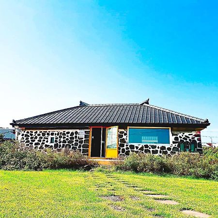 Hadori Mindfulness Villa Jeju Exterior photo